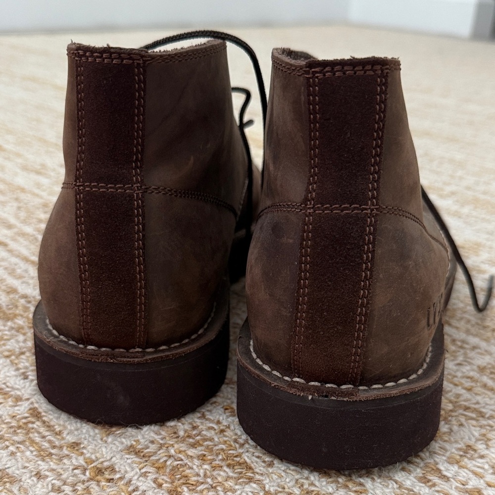UGG Men's Dark Brown Chukka Camino Boots - Picture 5 of 5